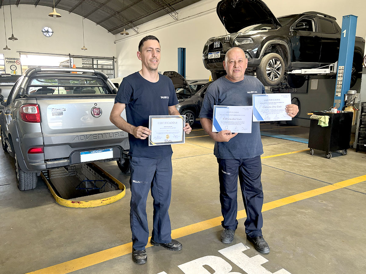 Personal en constante capacitación